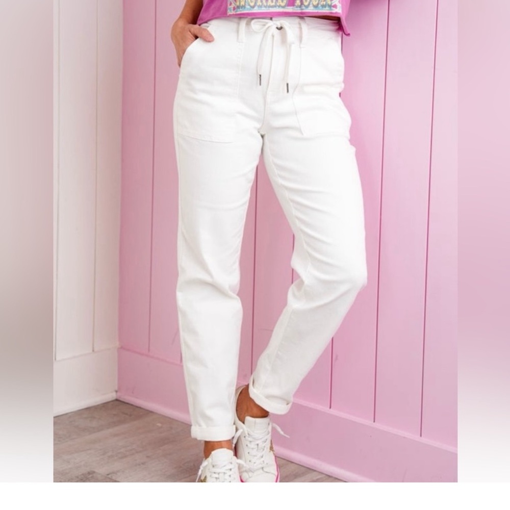 Judy Blue White Jogger - Brand New with Tags